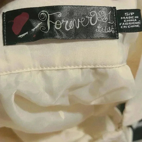 F21 Pleated Tulle Skirt - S - Picture 4 of 6